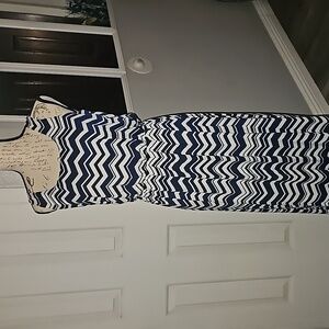 Trixxi Womens Maxi Dress Size L Blue White Racer Back Chevron Pattern